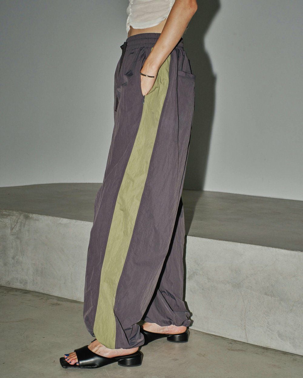 TODAYFUL/トゥデイフル】NYLON LINE PANTS・12410716 | GEOGRAPHY