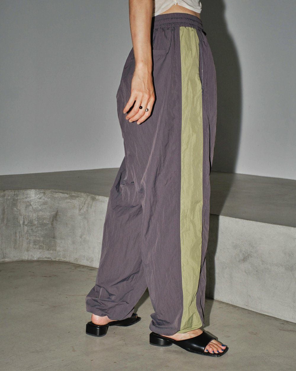 TODAYFUL/トゥデイフル】NYLON LINE PANTS・12410716 | GEOGRAPHY
