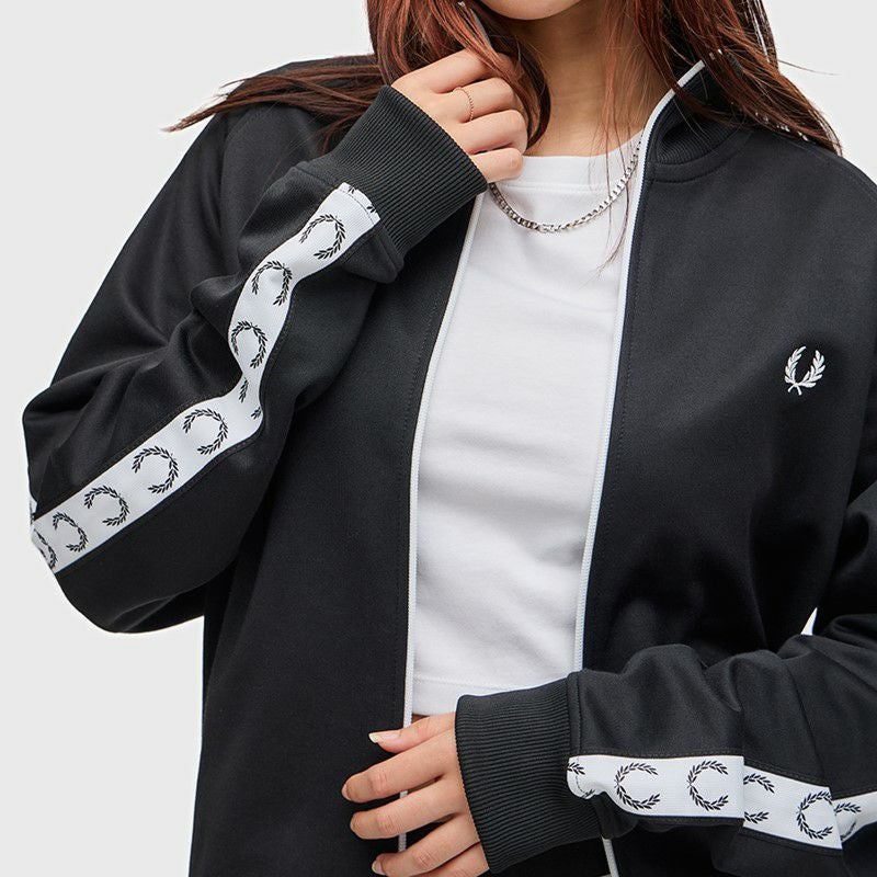 FRED PERRY/フレッドペリー】Taped Track Jacket（テープドトラック