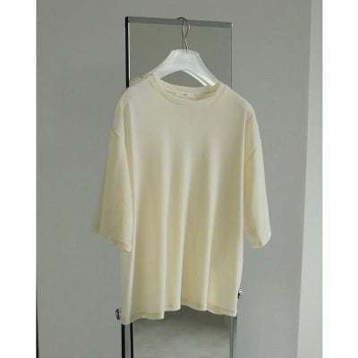 TATRAS/タトラス】ANDEZ(アンデス トップス)/スプレープリント風ロゴ