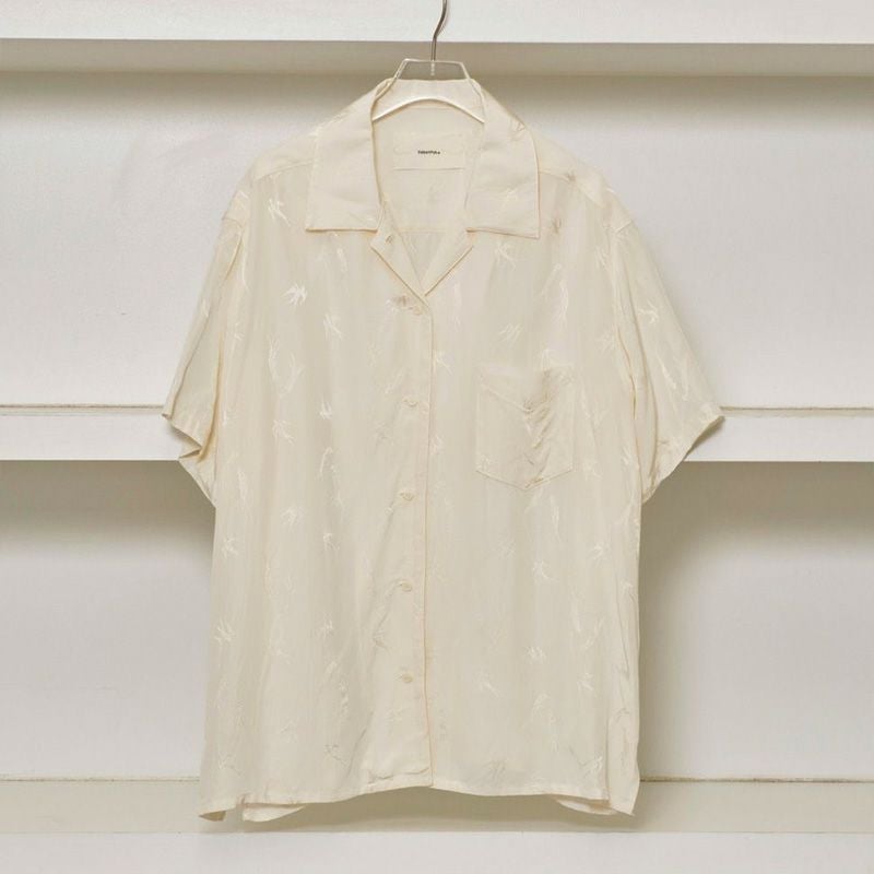 000000002454-02.jpg?size=m&w=